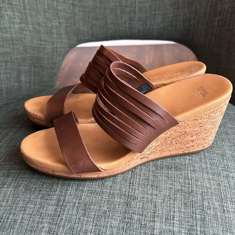 Teva women’s 1010909 Arrabelle Brown Leather Wedge Sandal Shoes Women's US 8 GUC